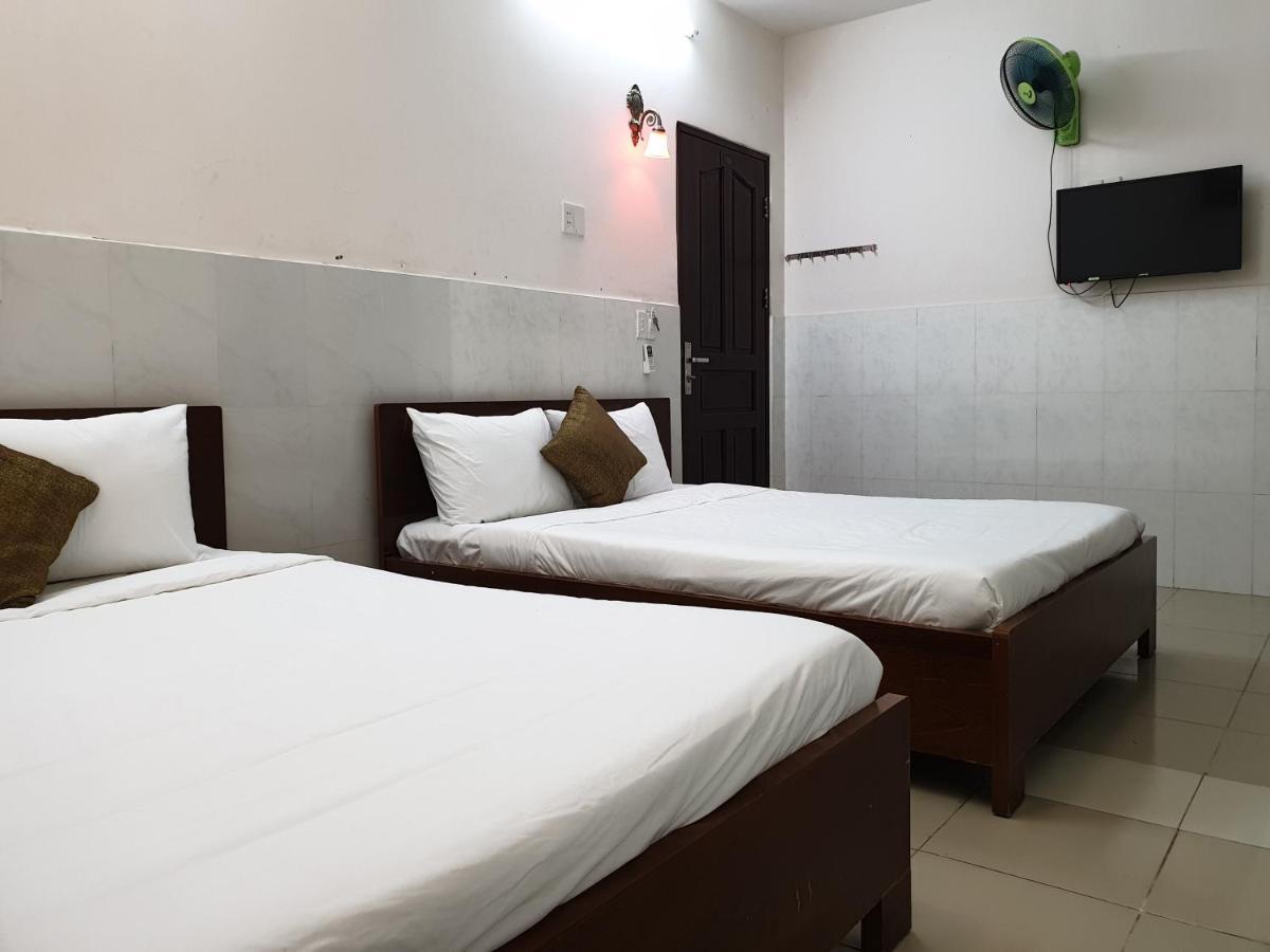 Bin Hom Motel Bien Hoa Bagian luar foto