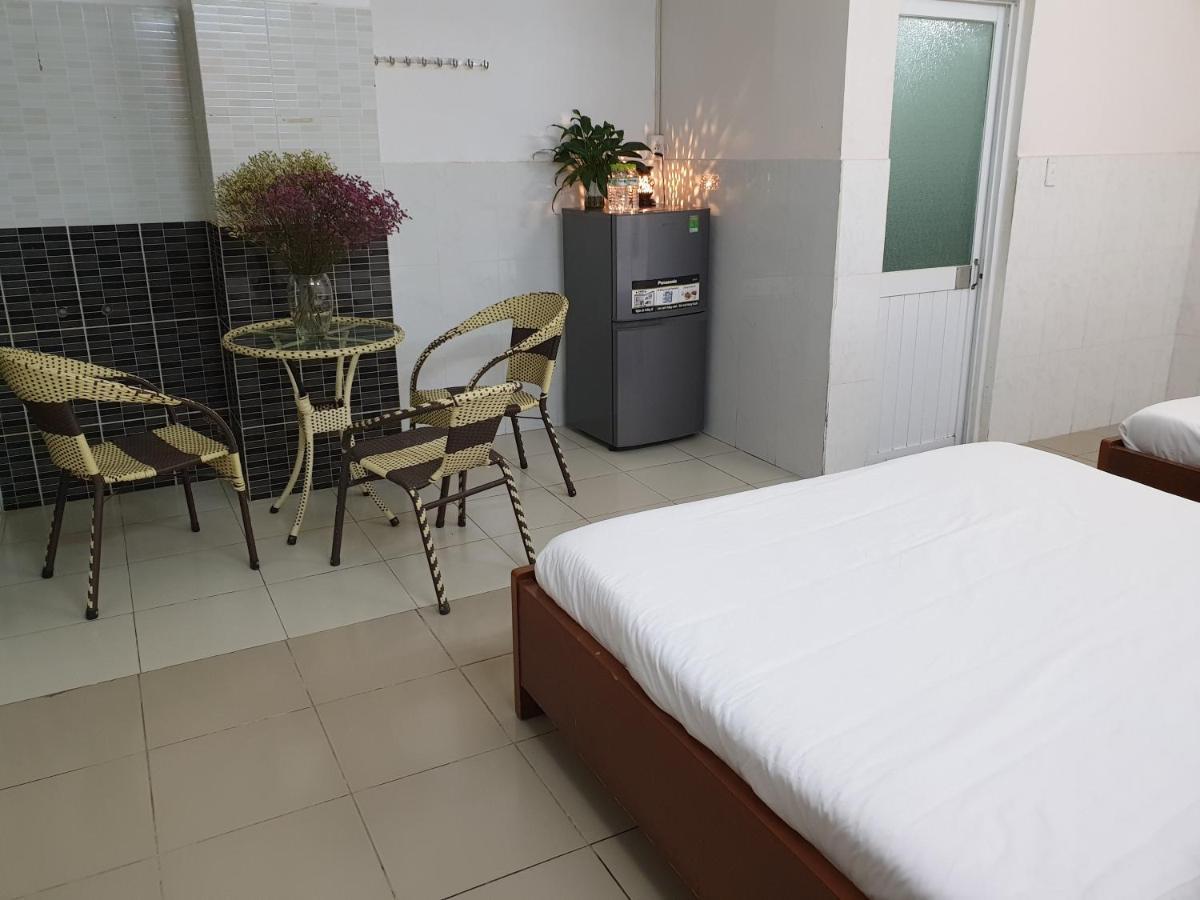 Bin Hom Motel Bien Hoa Bagian luar foto