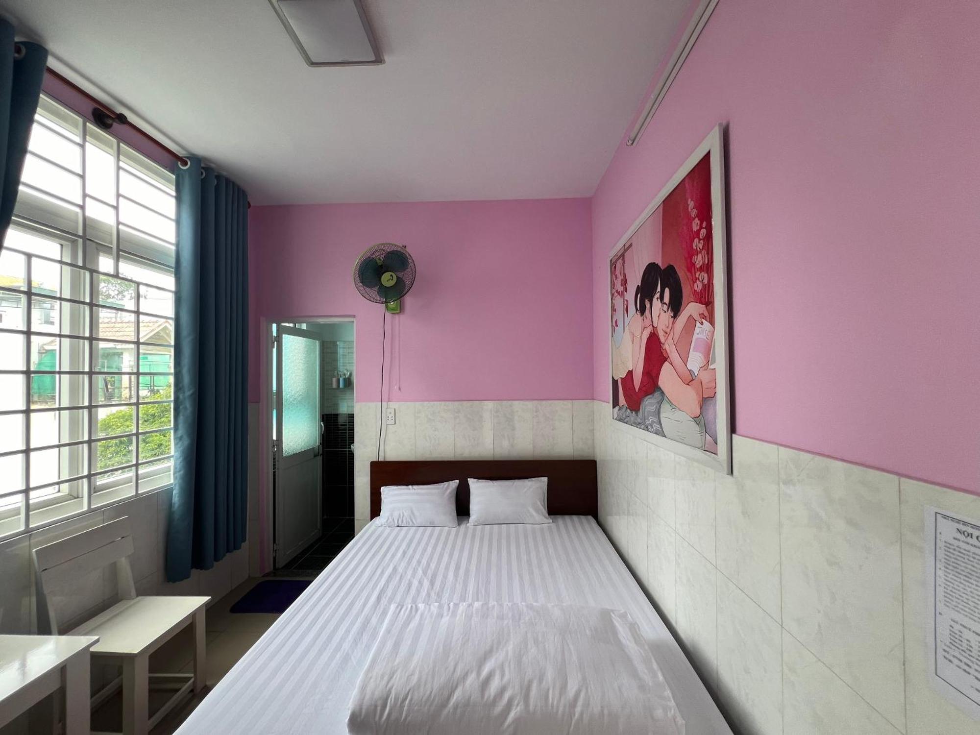 Bin Hom Motel Bien Hoa Bagian luar foto