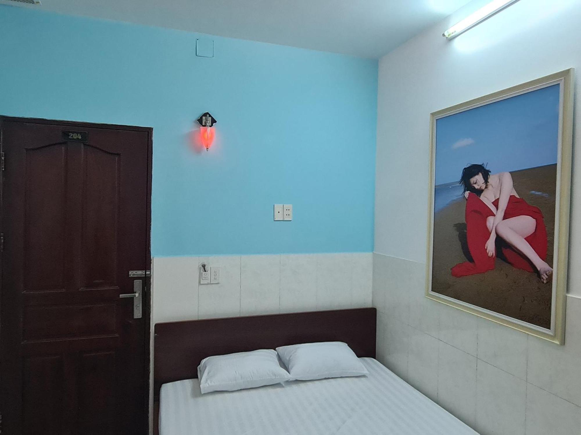 Bin Hom Motel Bien Hoa Bagian luar foto