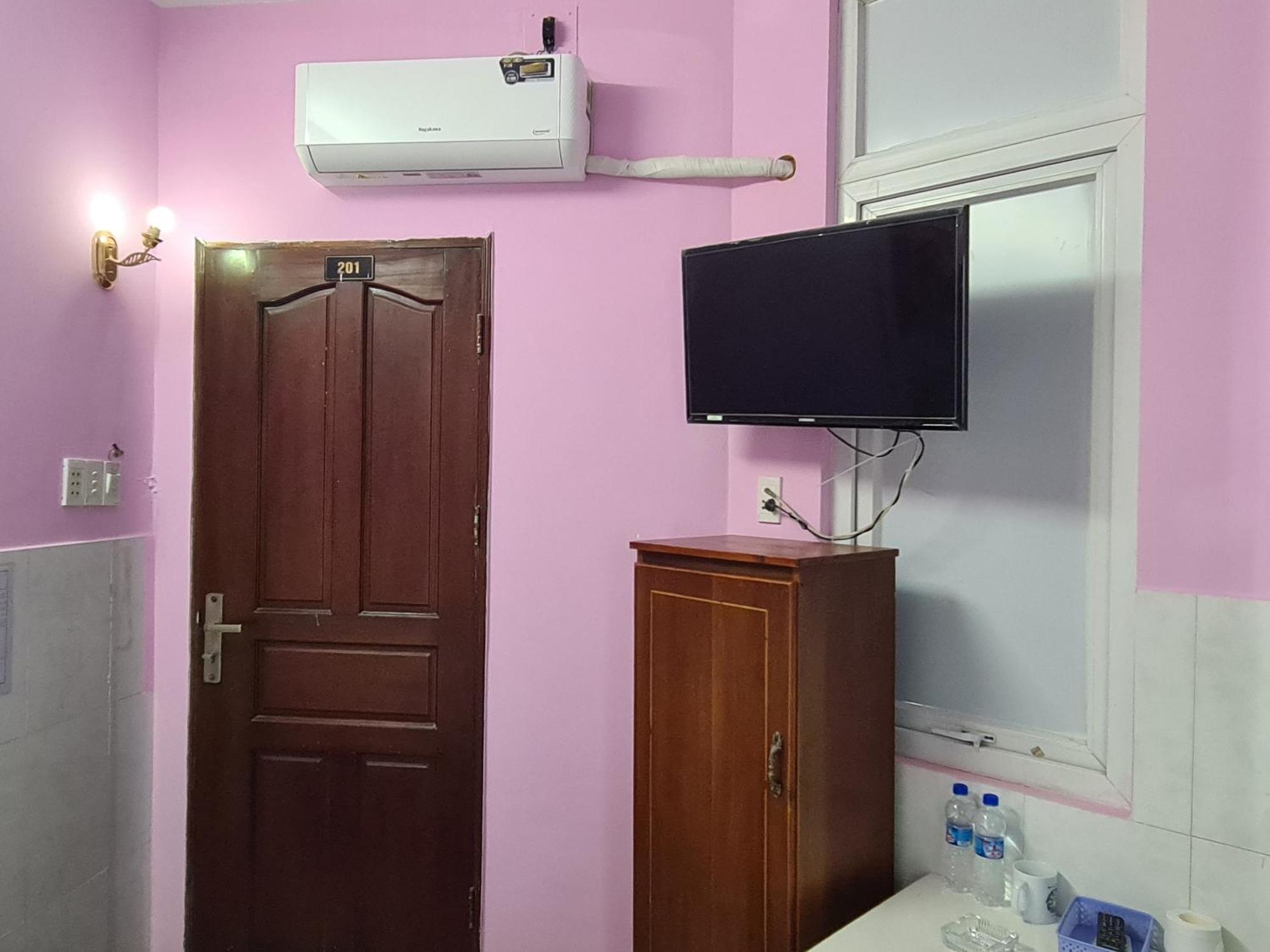 Bin Hom Motel Bien Hoa Bagian luar foto