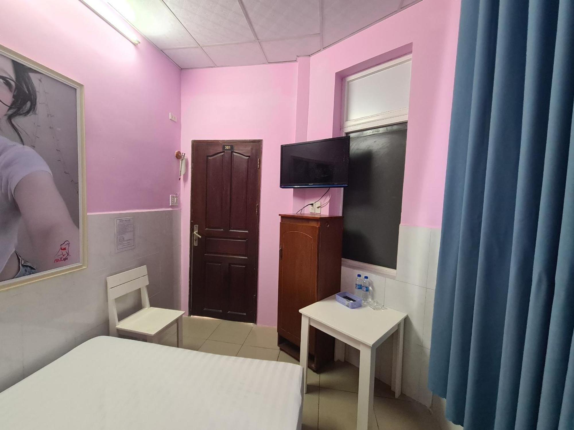 Bin Hom Motel Bien Hoa Bagian luar foto